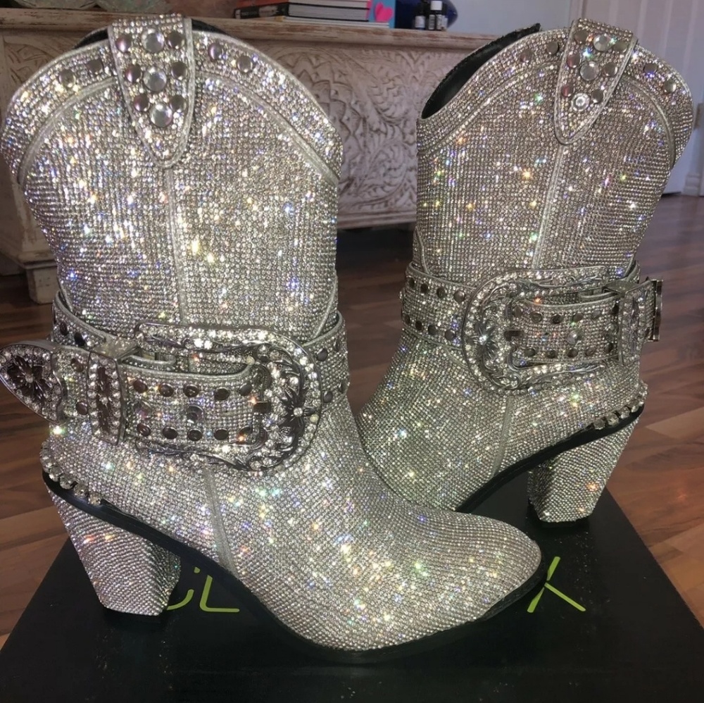Sheriff diamond boots limited edition dolls kill